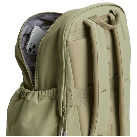 Athleta Kinetic Backpack in Shadow Olive NWT - Picture 5 of 13